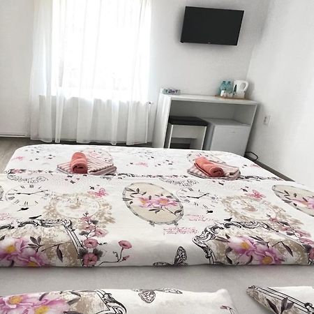 Apartament Linistit / Cozy Apartment Câmpulung Moldovenesc エクステリア 写真